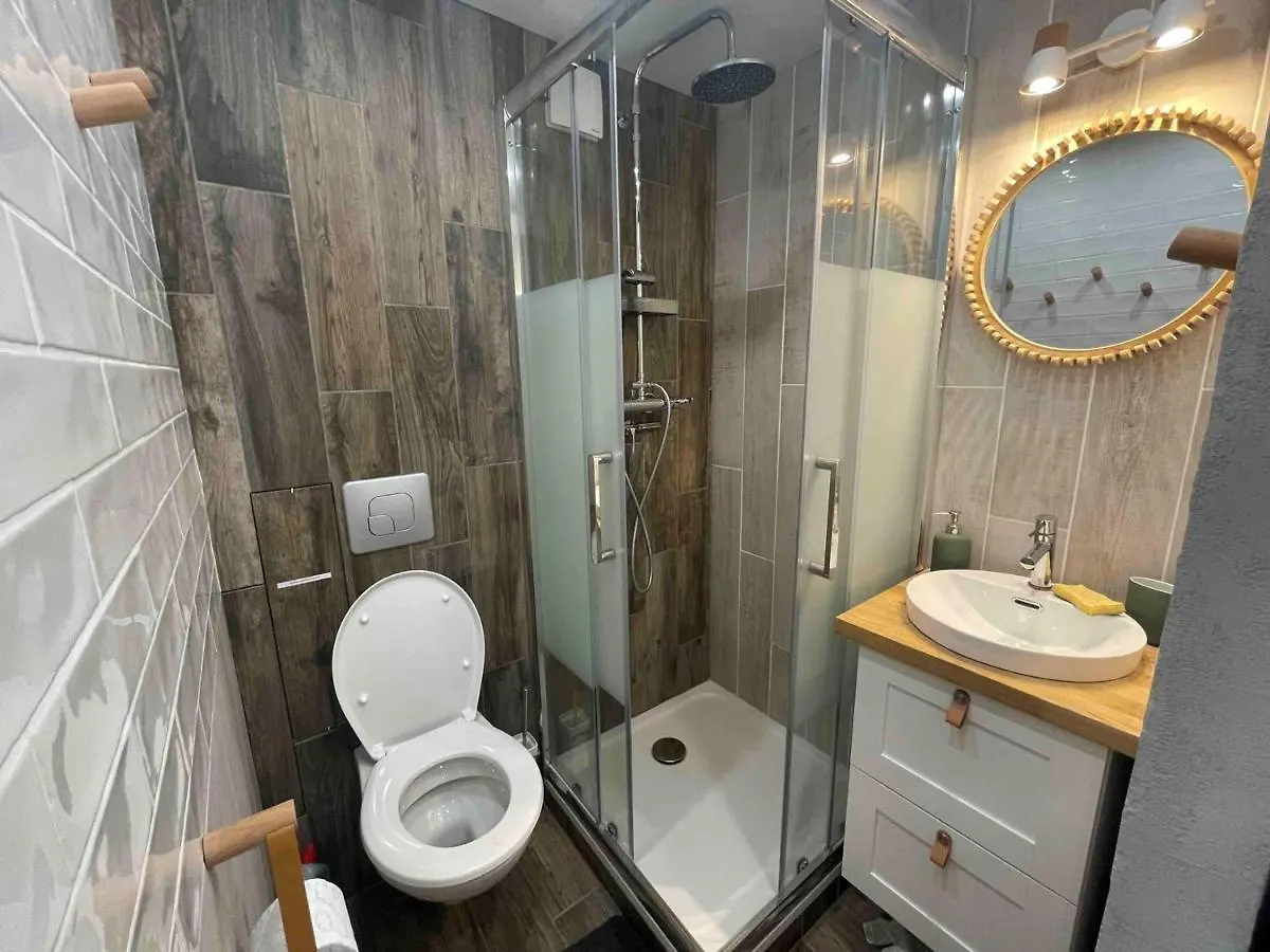 Apartman Studette Renovee Skis Aux Pieds, Tignes Le Lac - Fr-1-502-537